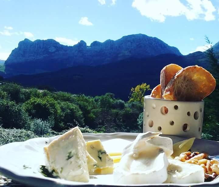 Aire De Ruesga Hotel Bagian luar foto