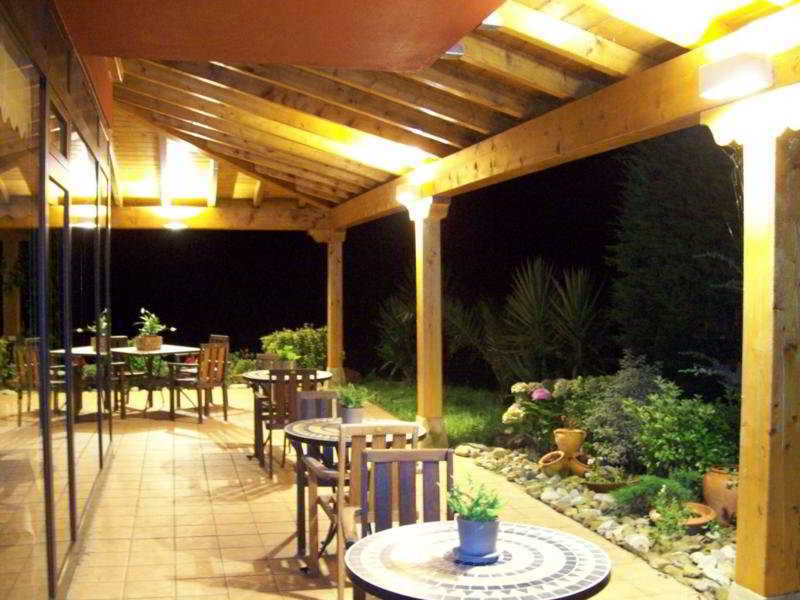 Aire De Ruesga Hotel Restoran foto